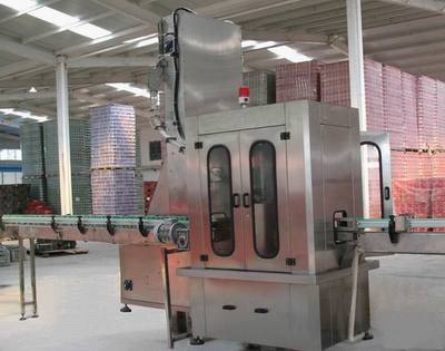 八寶粥塑料蓋壓蓋機(jī)與套蓋機(jī) 自動(dòng)化封口設(shè)備在包裝機(jī)械領(lǐng)域的重要性